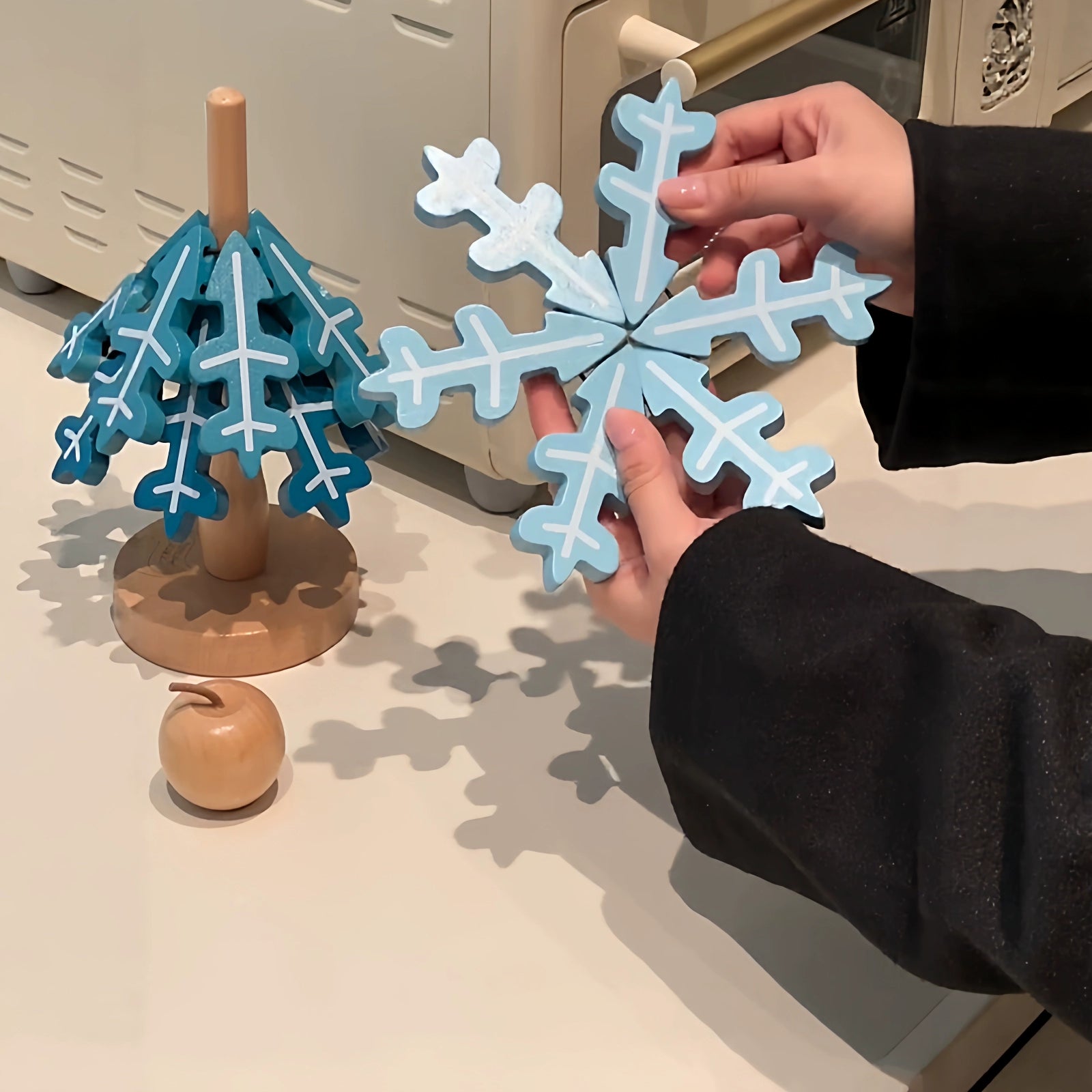 Christmas Tree Heat Insulation Mat – Snowflake Silicone Pot Mat & Table Placemat  Decorla