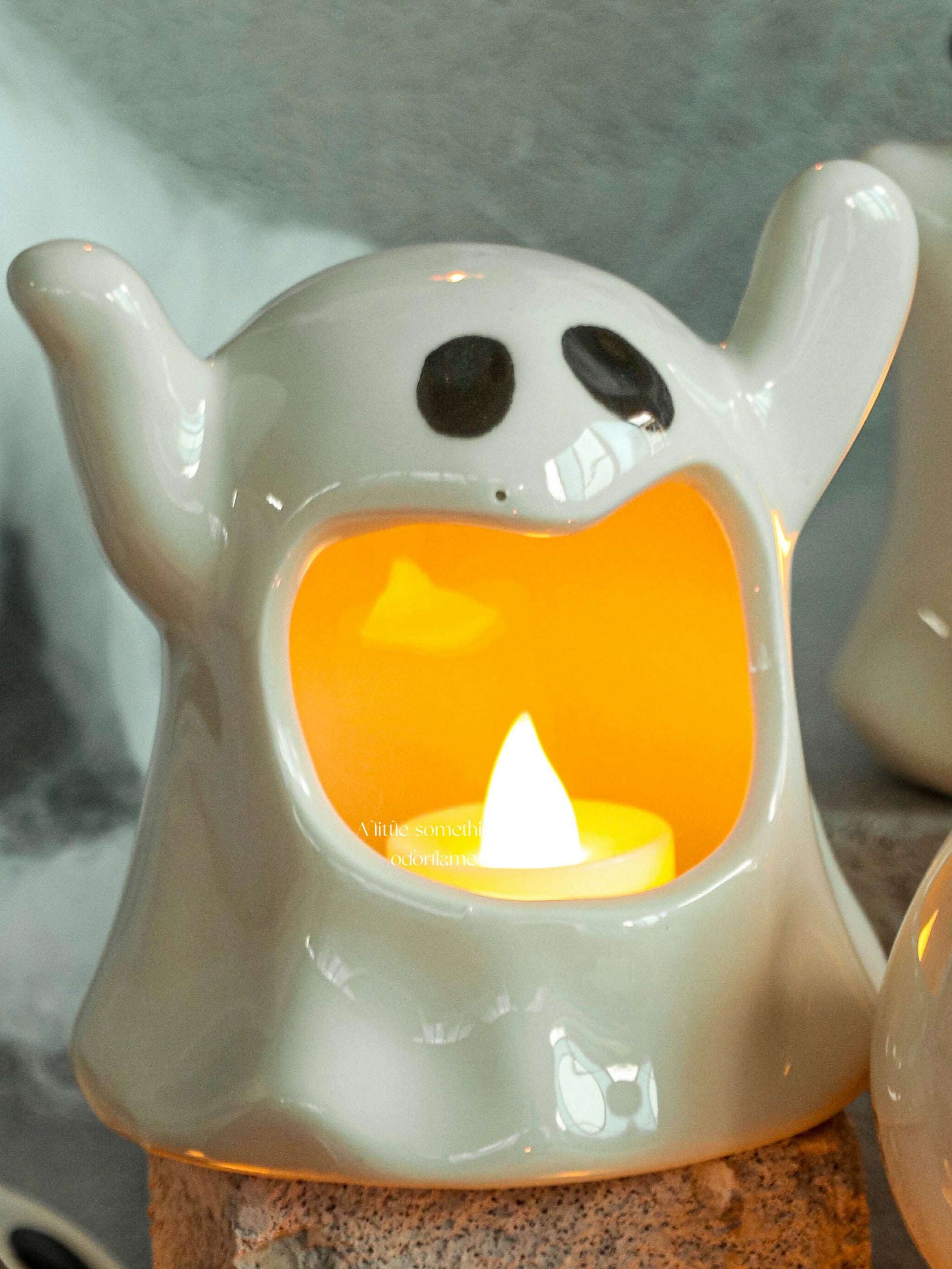 Halloween Ghost Candle Holder – Cute Ceramic Ghost Tealight Decoration  Decorla