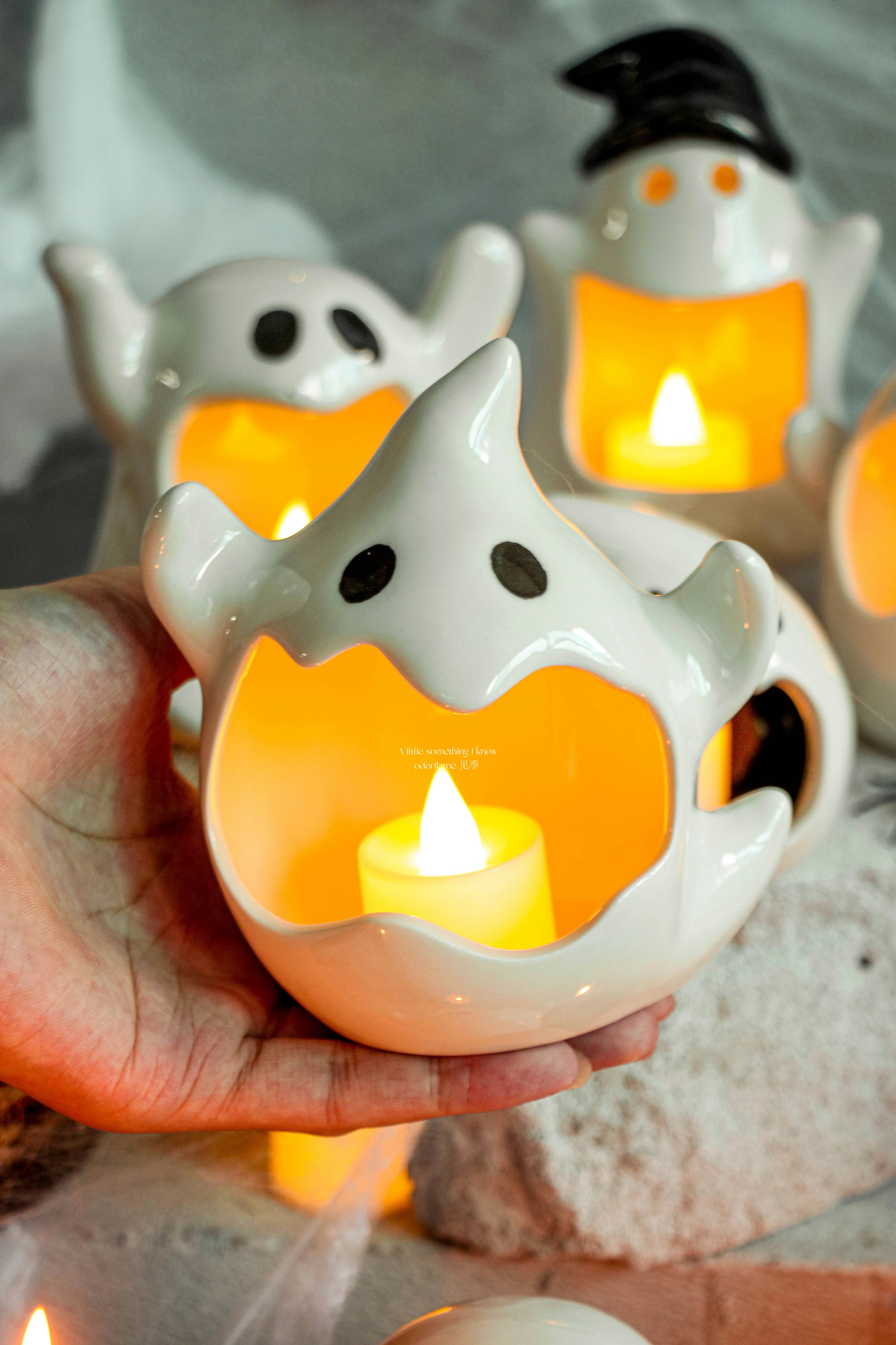 Halloween Ghost Candle Holder – Cute Ceramic Ghost Tealight Decoration  Decorla