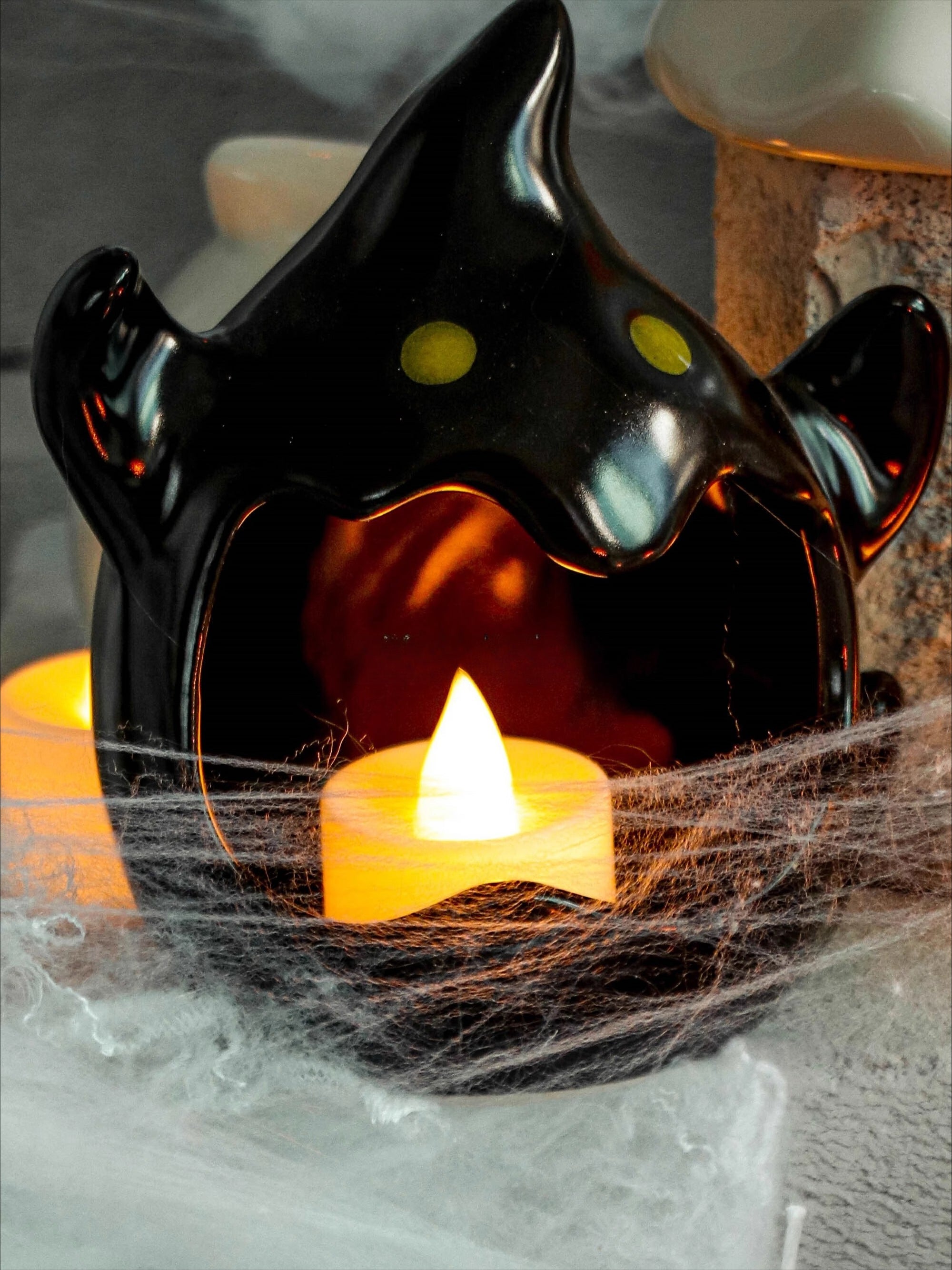 Halloween Ghost Candle Holder – Cute Ceramic Ghost Tealight Decoration  Decorla