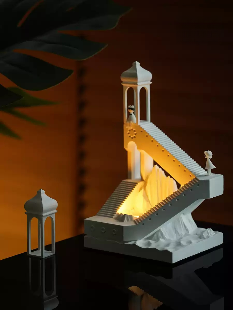 Aroma lamp with removable tower, ideal home fragrance and birthday gift