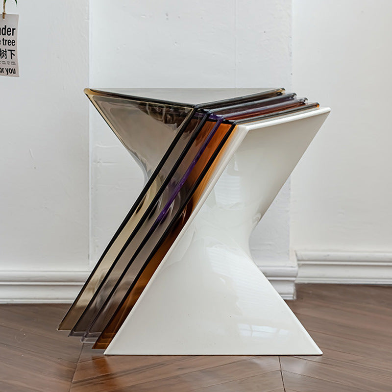 Nordic minimalist creative small coffee table modern minimalist small apartment corner table Internet celebrity designer geometric sofa side table