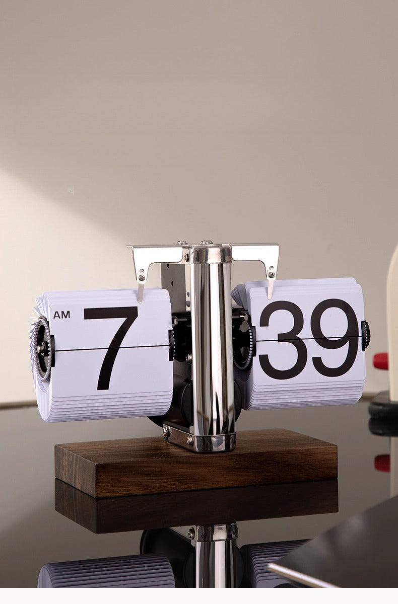 Retro Mechanical Flip Clock – Minimalist Desk & Table Clock Decoration  Decorla