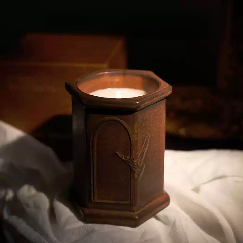 Vintage style scented candle for home fragrance, room decoration and birthday gift